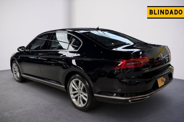 VOLKSWAGEN Passat 2.0 16V TSI BLUEMOTION GASOLINA HIGHLINE 4P DSG 2018/2018